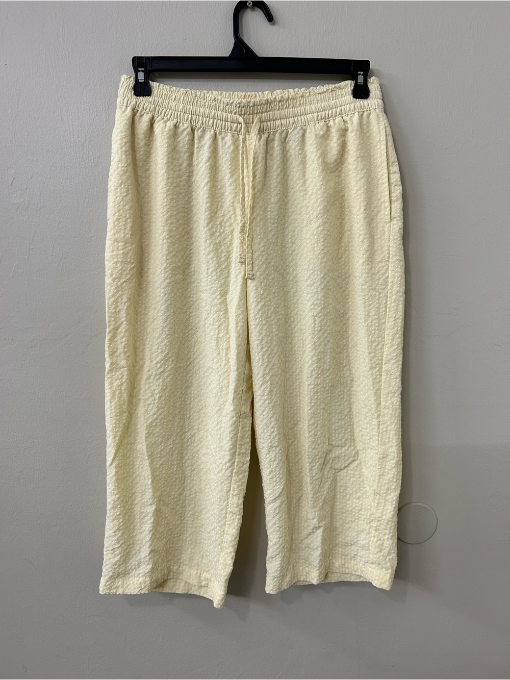 Auden Seersucker Wide Leg Cropped
Pajama Pants Butter Yellow Sz M